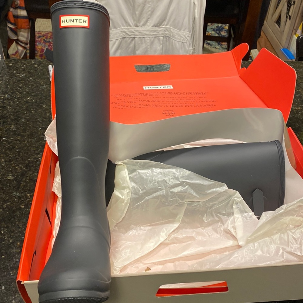 Brand New Tall Hunter Boots- Slate Gray- Matte 8